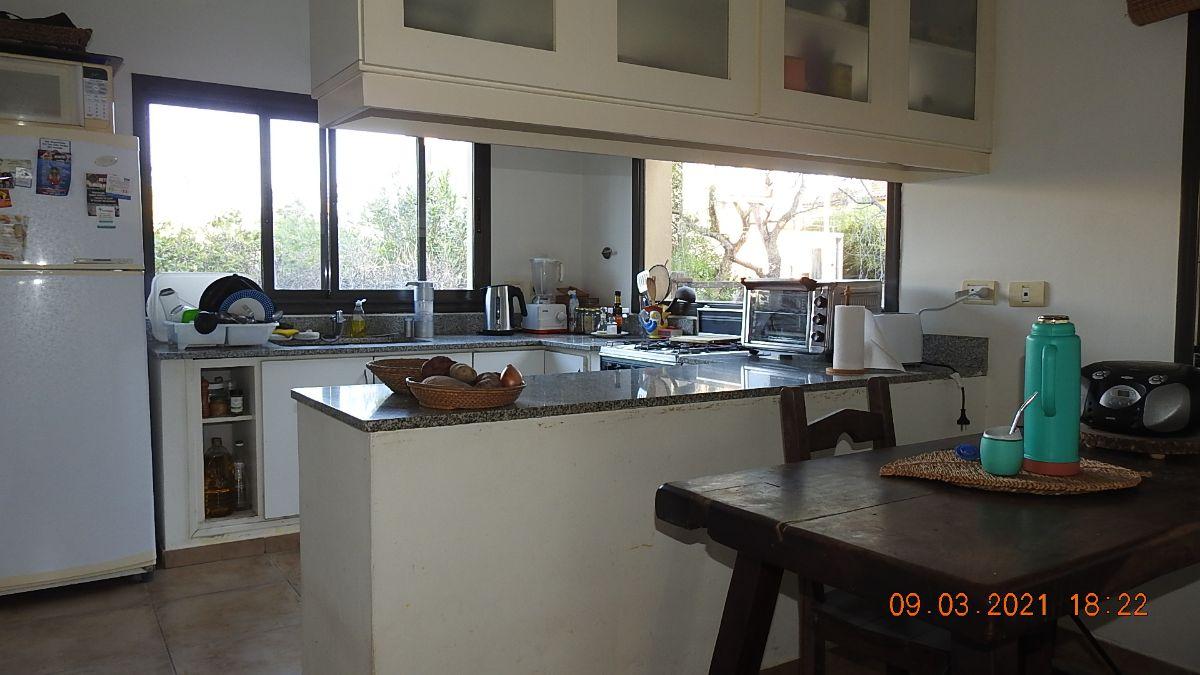 Foto de HERMOSA CASA EN ALQUILER SIN MUEBLES, imagen 4