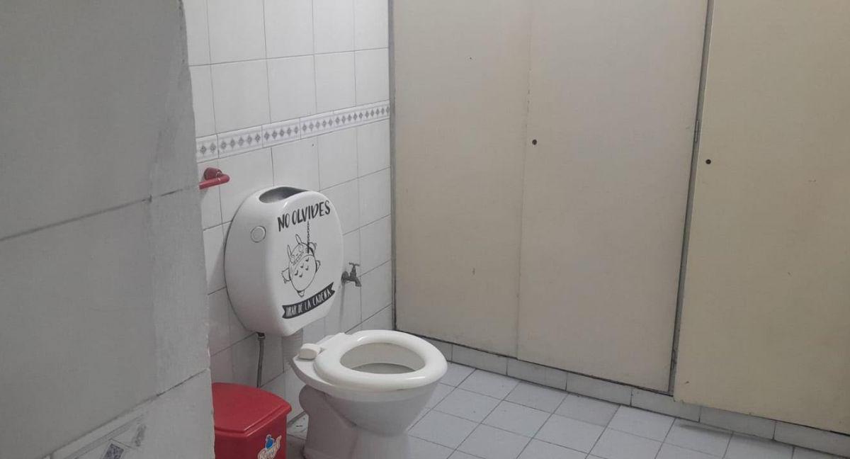 Foto de VENTA DE LOCALES COMERCILES + GRAN TERRENO - QUILMES, imagen 5