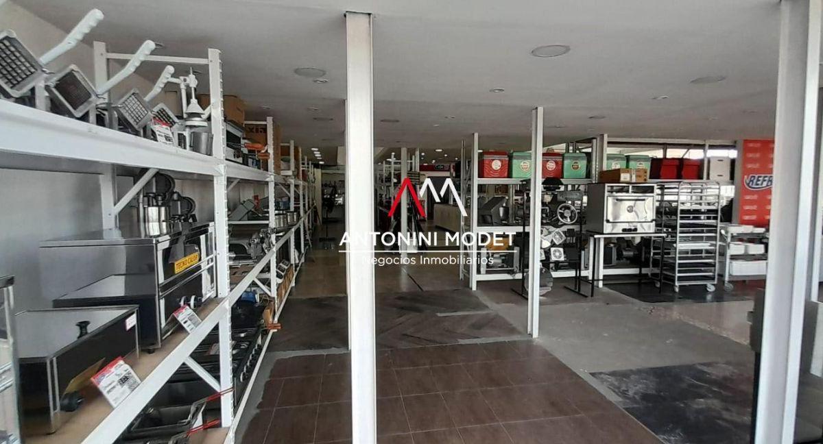 Foto de LOCAL EN VENTA - QUILMES - ANTONINI MODET, imagen 2