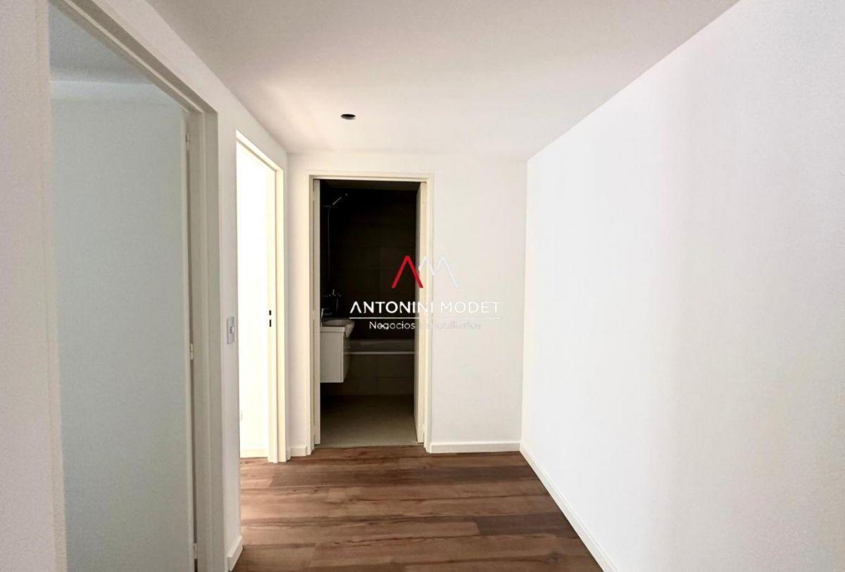 Departamento de Tres Ambientes en Venta en Caballito 4