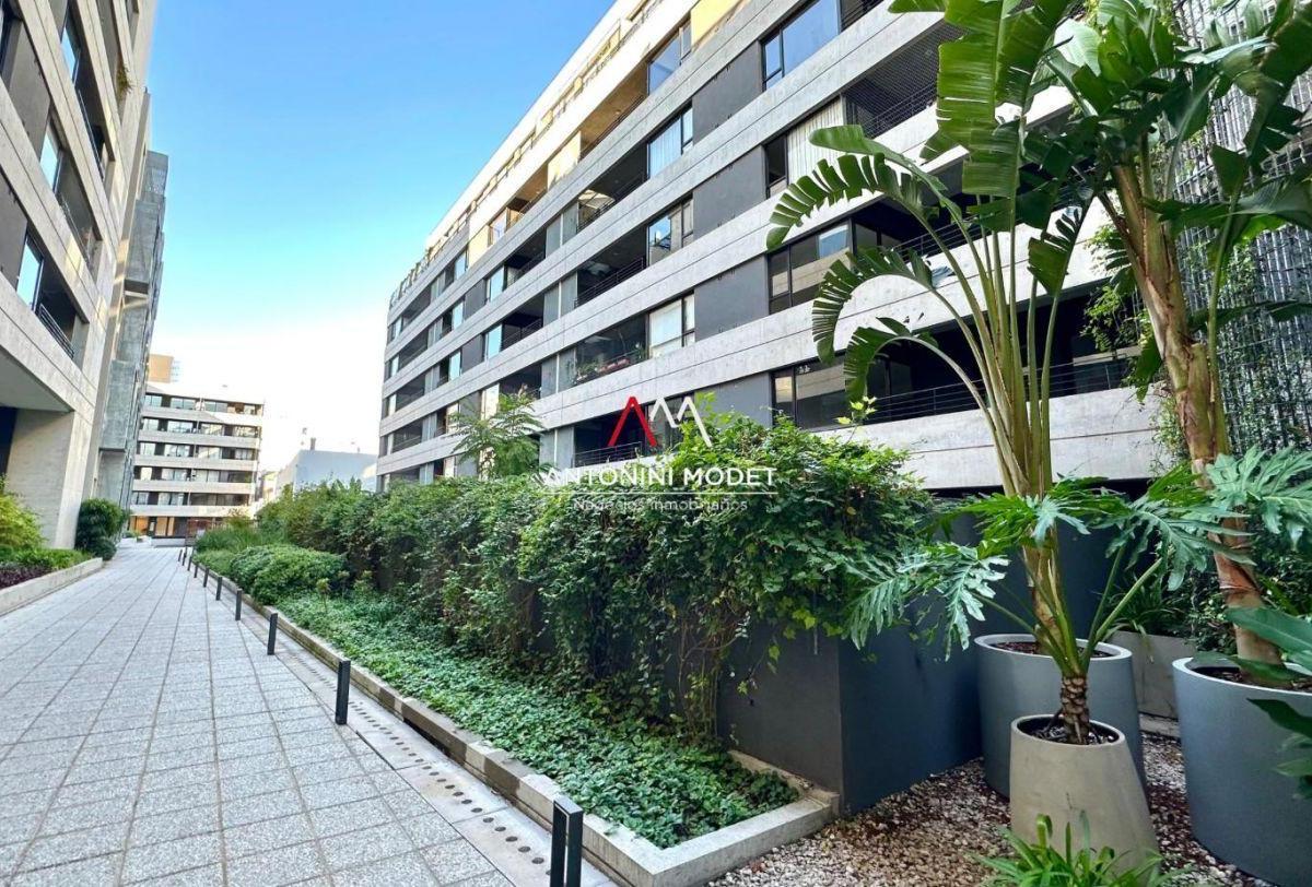 Departamento de Tres Ambientes en Venta en Caballito 2