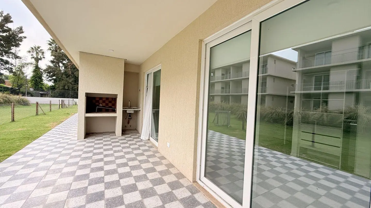 DEPARTAMENTO EN ALQUILER EN CHIC VILLAGE - PILAR 2