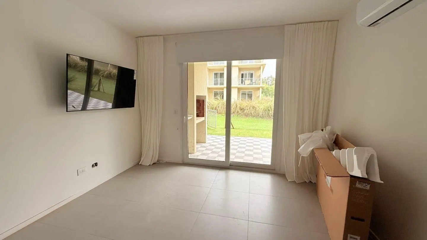 DEPARTAMENTO EN ALQUILER EN CHIC VILLAGE - PILAR 5