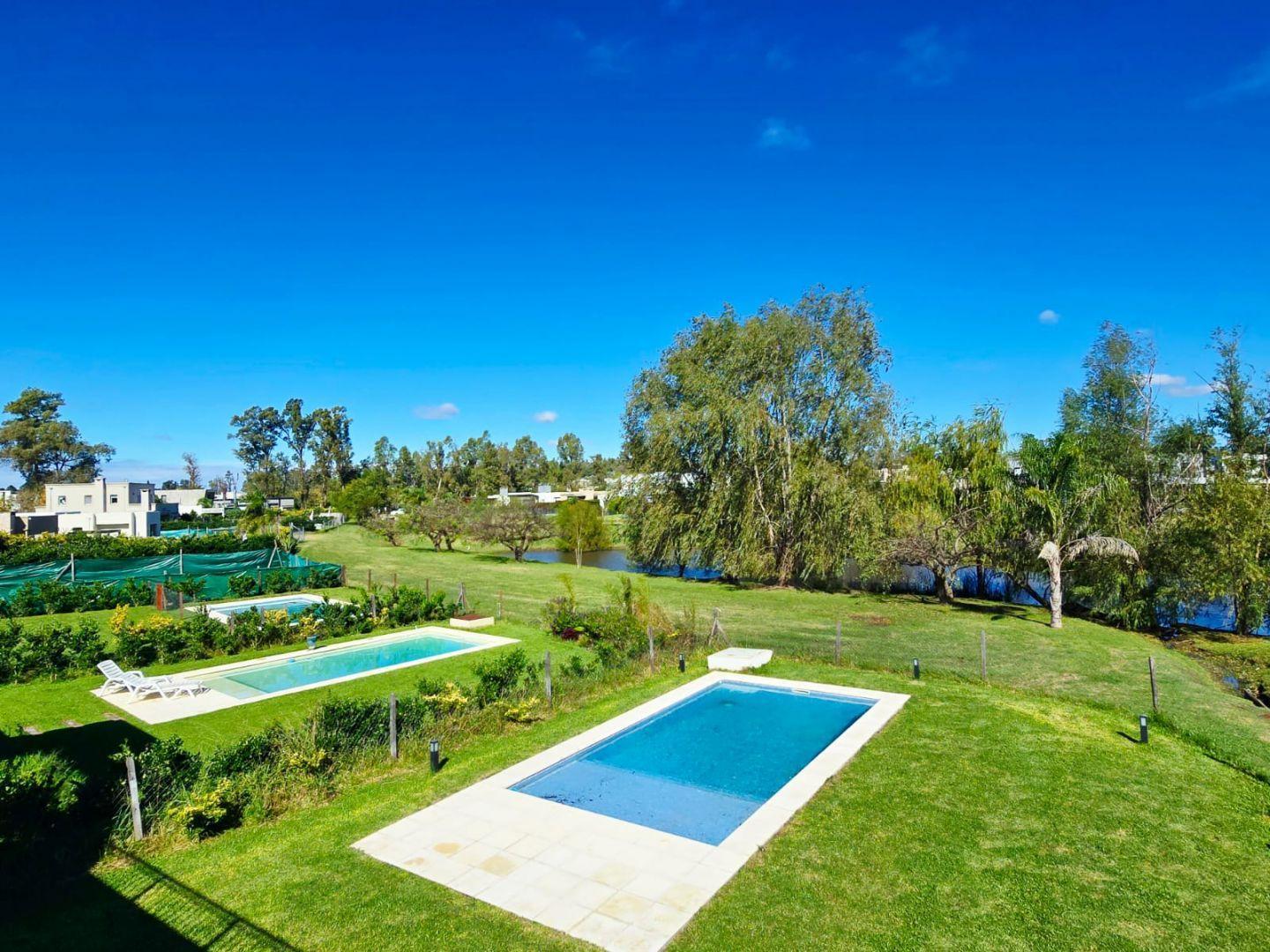 CASA EN VENTA EN SANTA ELENA - PILAR DEL ESTE