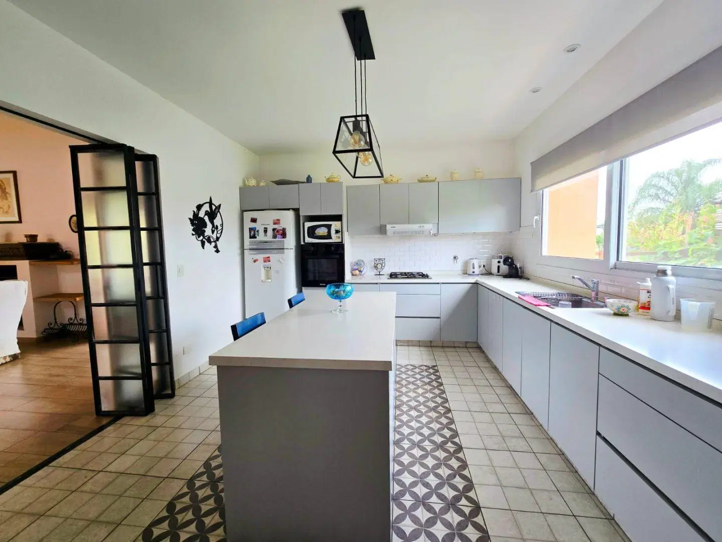 CASA EN VENTA EN LA ESCONDIDA - PILAR 4