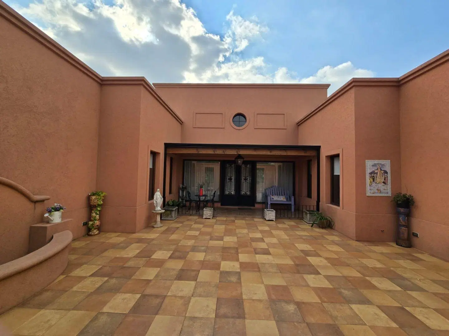 CASA EN VENTA EN LA ESCONDIDA - PILAR 3