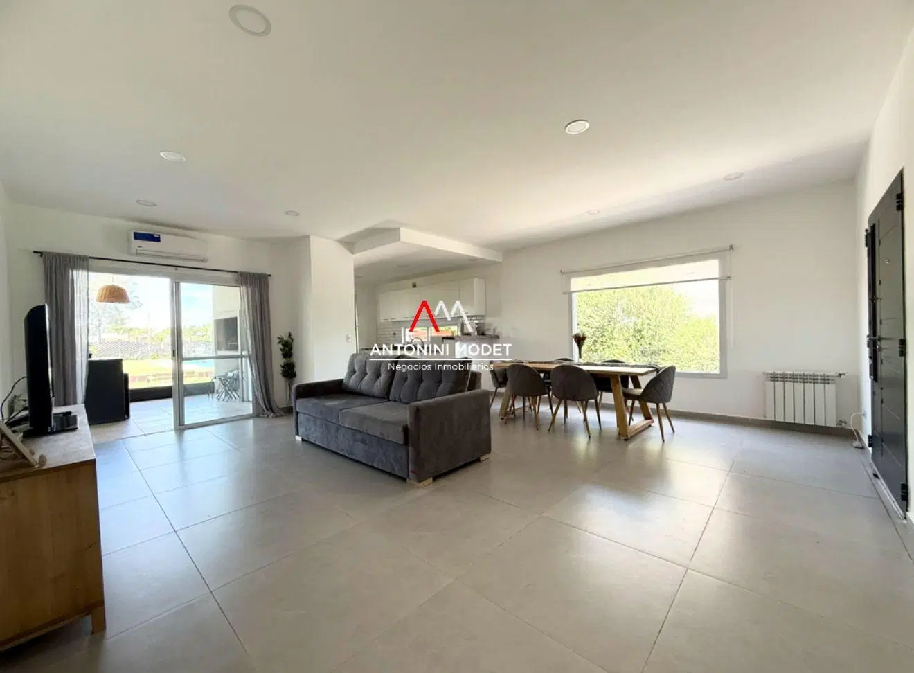CASA EN ALQUILER EN SANTA ELENA - PILAR DEL ESTE 5