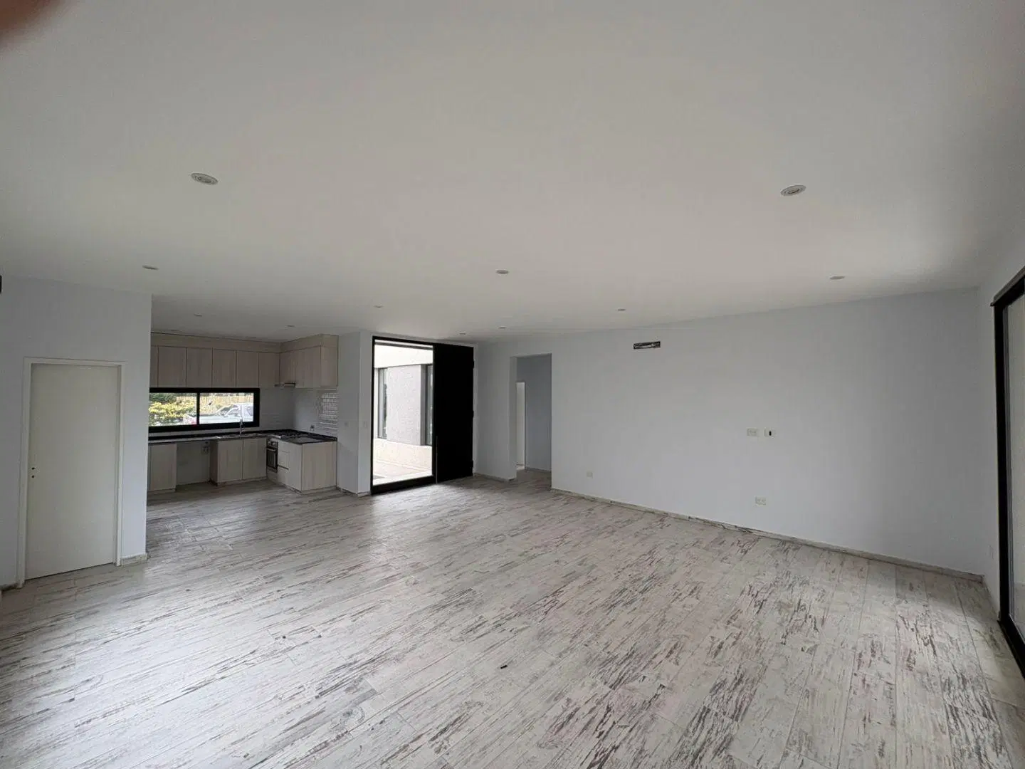 CASA EN VENTA EN SANTA EMILIA - PILAR DEL ESTE 1