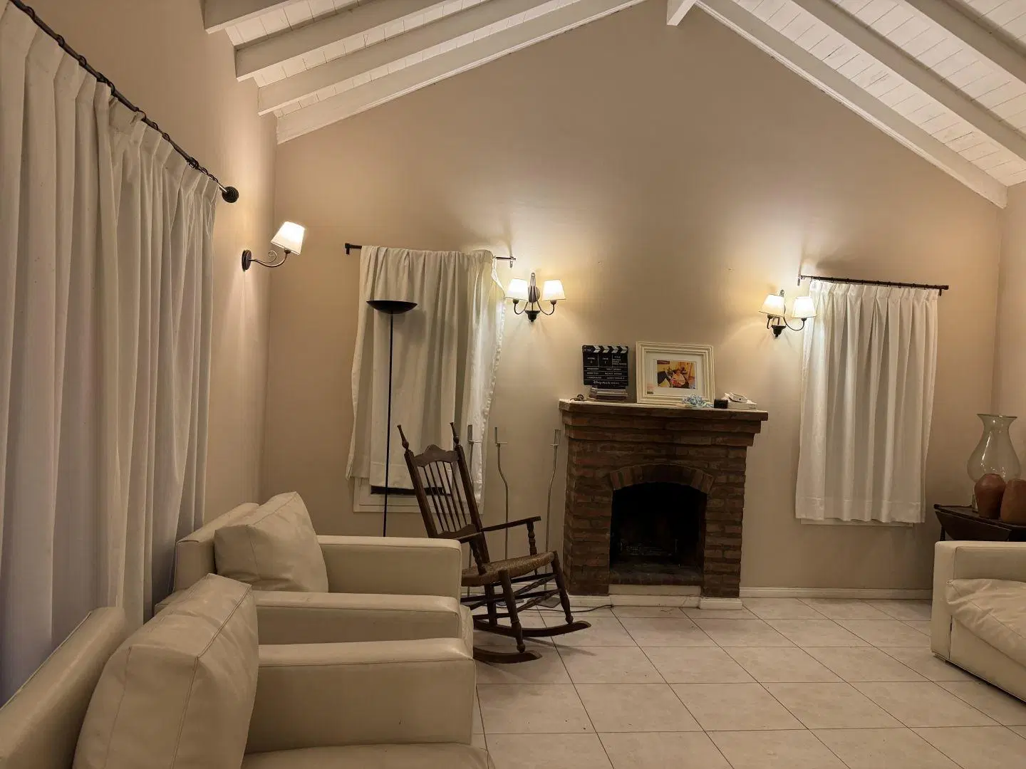 CASA EN VENTA EN LA CAMPIÑA - PILAR 4