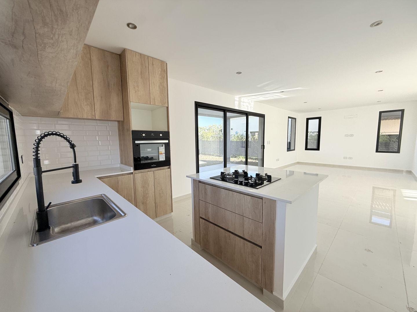 Foto de CASA EN VENTA EN SANTA ELENA - PILAR, imagen 5