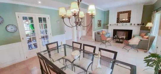 CASA EN VENTA EN LA LOMADA DE PILAR 3
