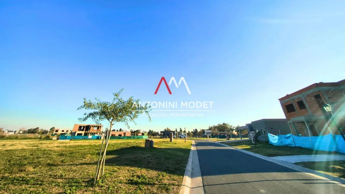 LOTE EN VENTA EN SANTA SOFIA - PILAR DEL ESTE 7