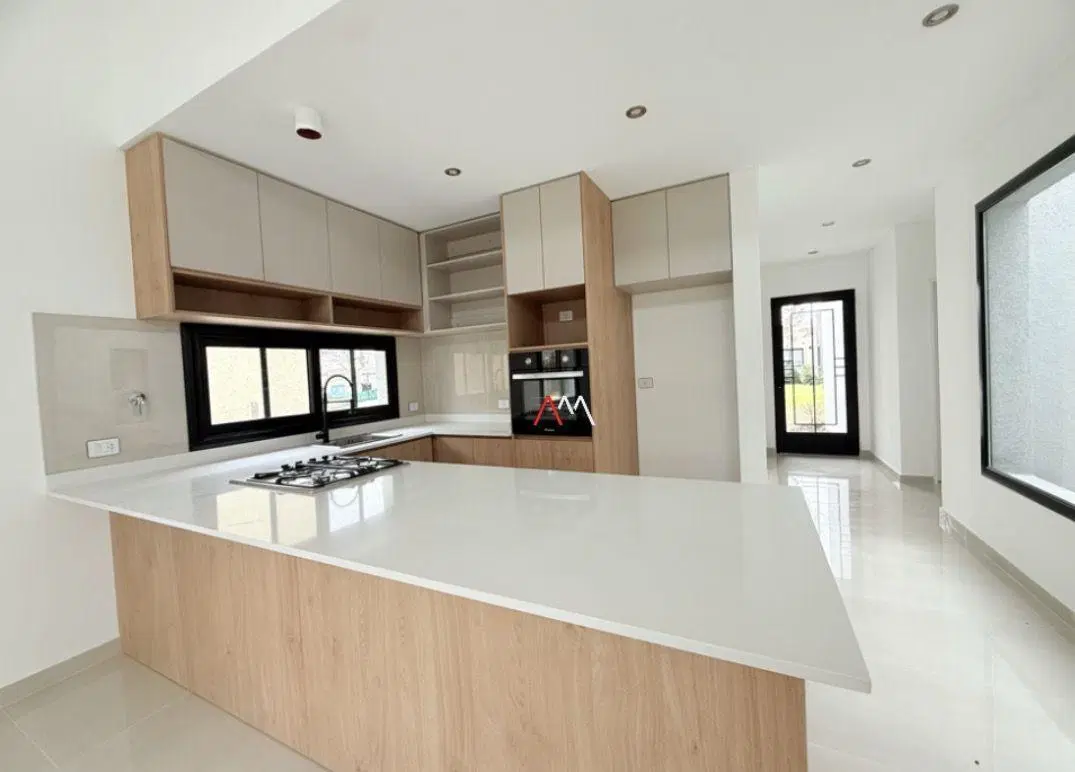 CASA EN VENTA EN SANTA ELENA - PILAR DEL ESTE 3