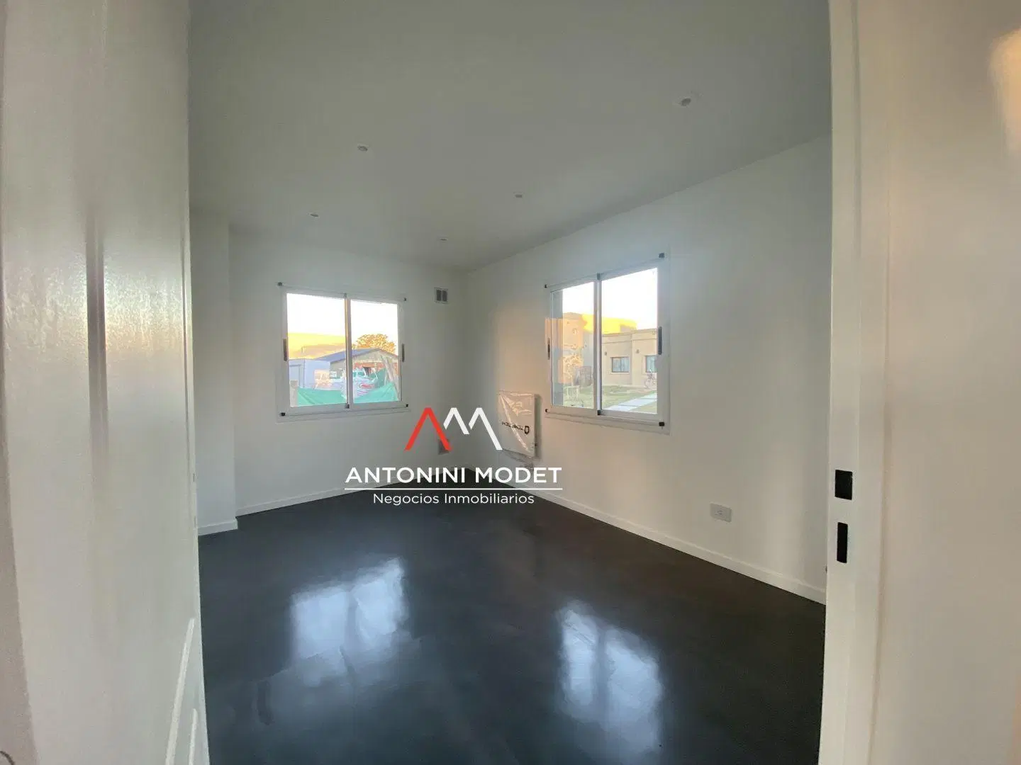 CASA EN VENTA EN SANTA ELENA - PILAR DEL ESTE 3