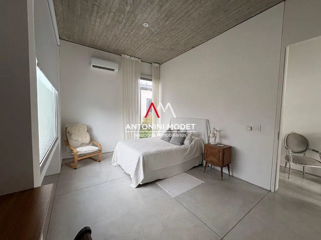 CASA EN ALQUILER EN PUERTOS DEL LAGO - BARRIO MUELLES 8