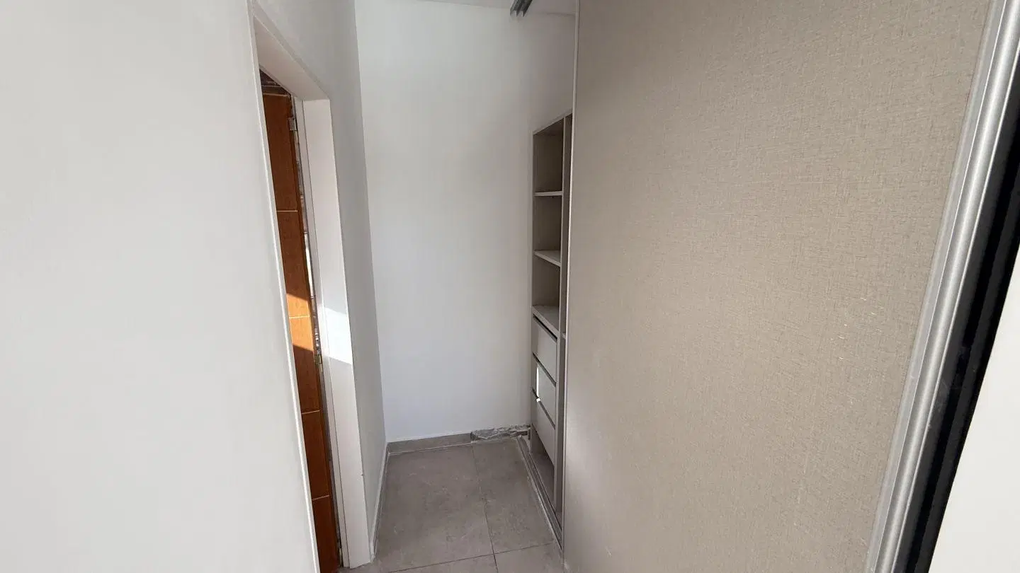 CASA EN VENTA EN SPRING PARK - PILAR 4