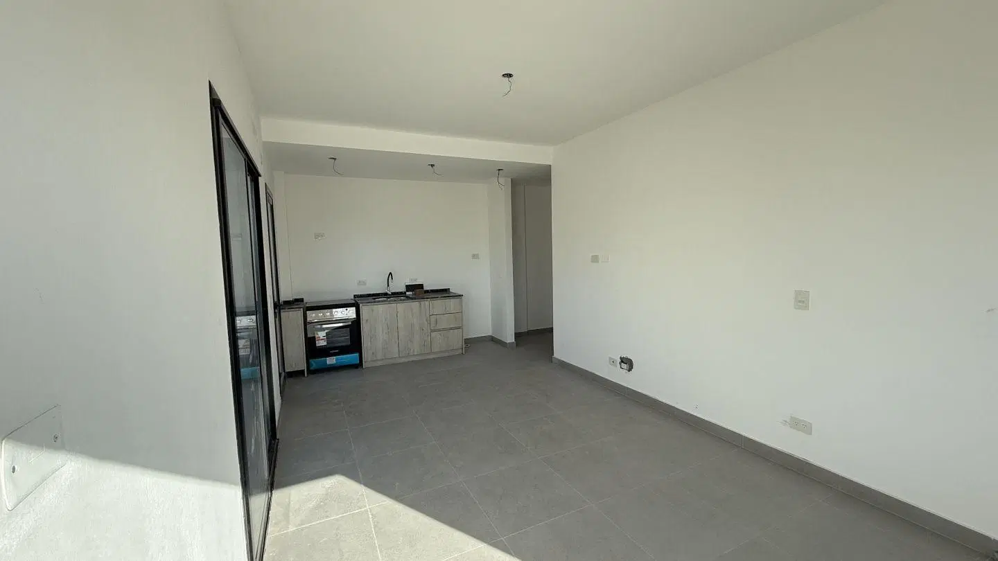 DEPARTAMENTO EN VENTA EN SPRING PARK - PILAR 3
