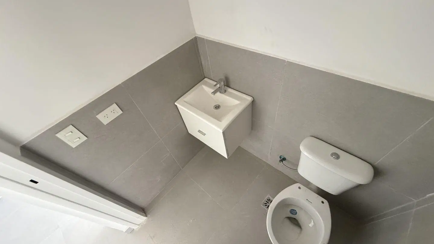 DEPARTAMENTO EN VENTA EN SPRING PARK - PILAR 8