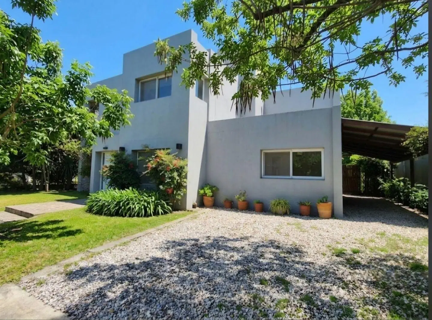 CASA EN ALQUILER EN VILLA OLIVOS 3