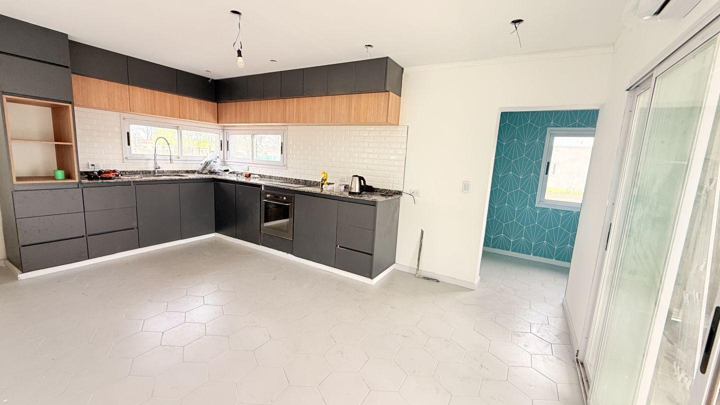 Foto de CASA A ESTRENAR EN MANZANARES - BARRIO ABIERTO, imagen 3