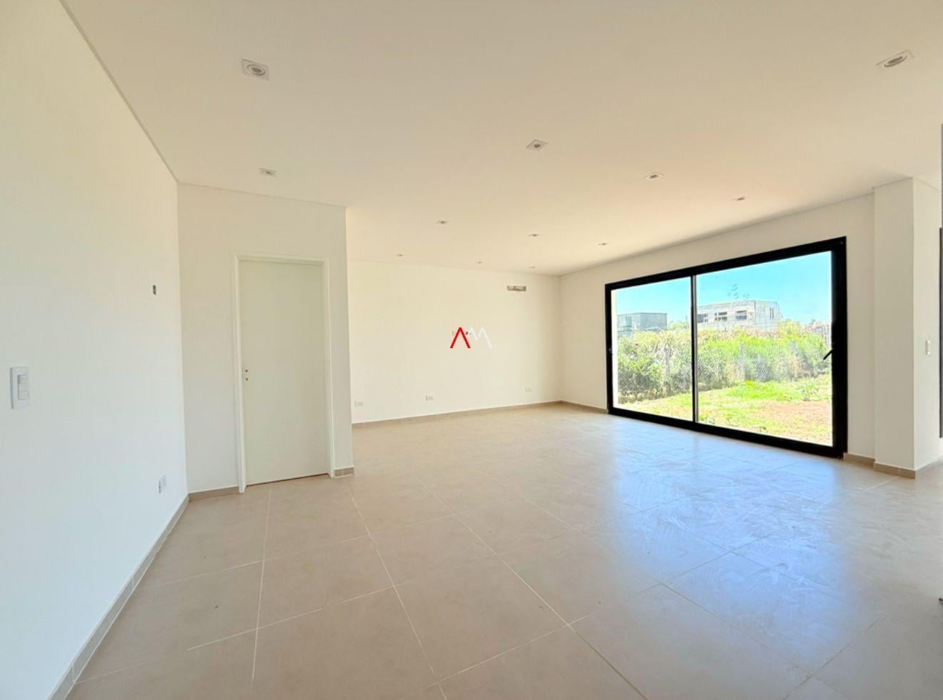 Foto de CASA EN VENTA EN SANTA LUCIA - PILAR, imagen 3