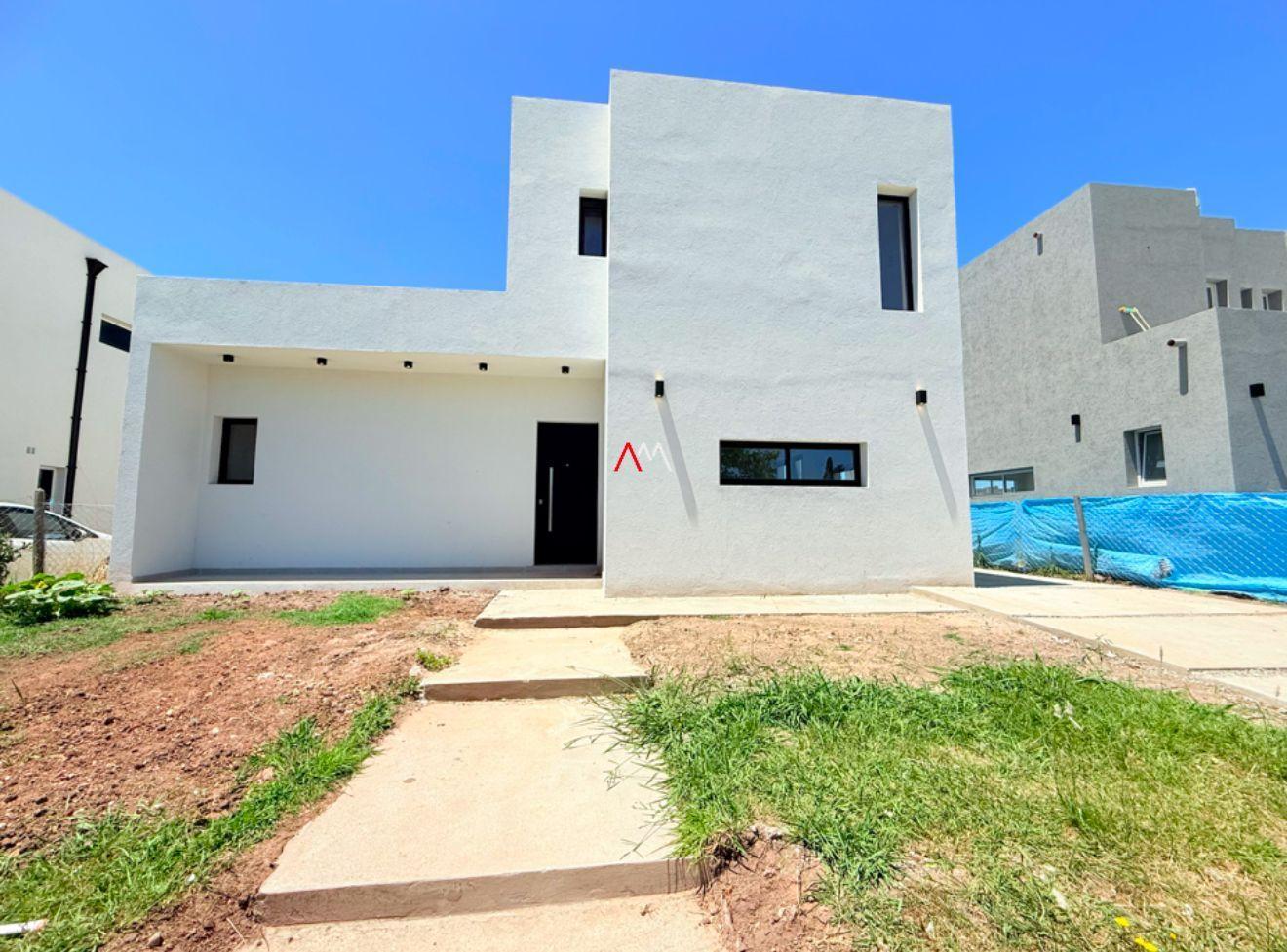 Foto de CASA EN VENTA EN SANTA LUCIA - PILAR, imagen 2