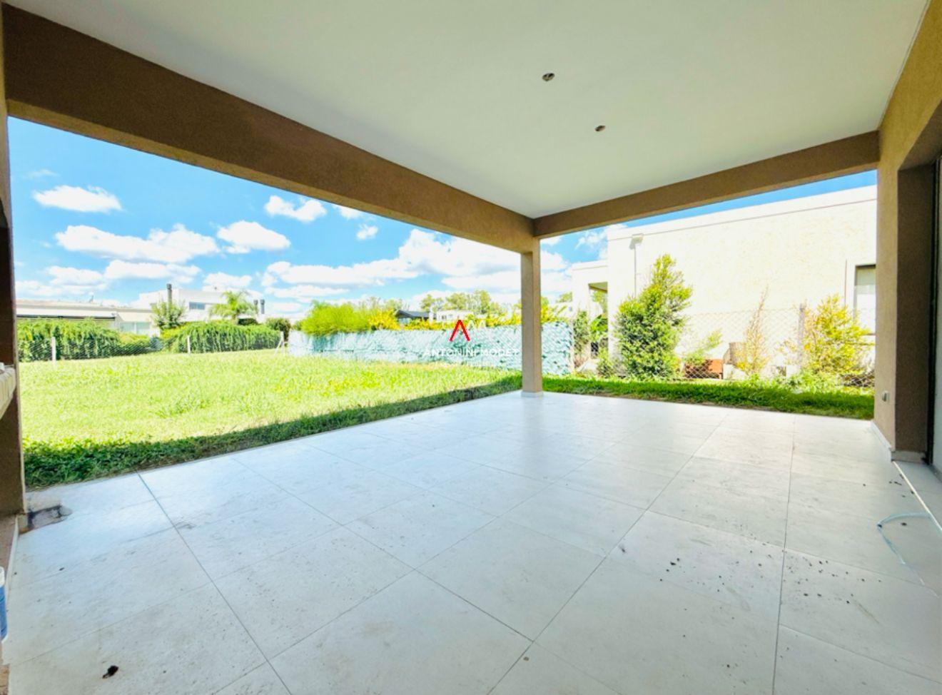 Foto de CASA EN VENTA EN SANTA LUCIA - PILAR DEL ESTE, imagen 2
