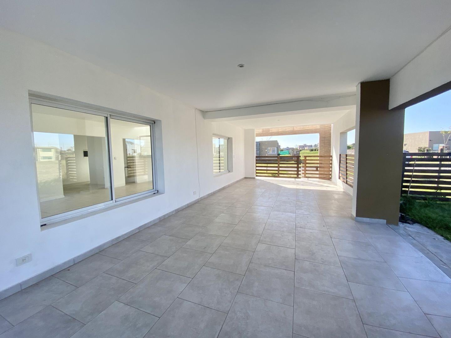 Foto de CASA EN VENTA EN SAN RAMIRO -PILAR DEL ESTE - ANTONINI MODET, imagen 4