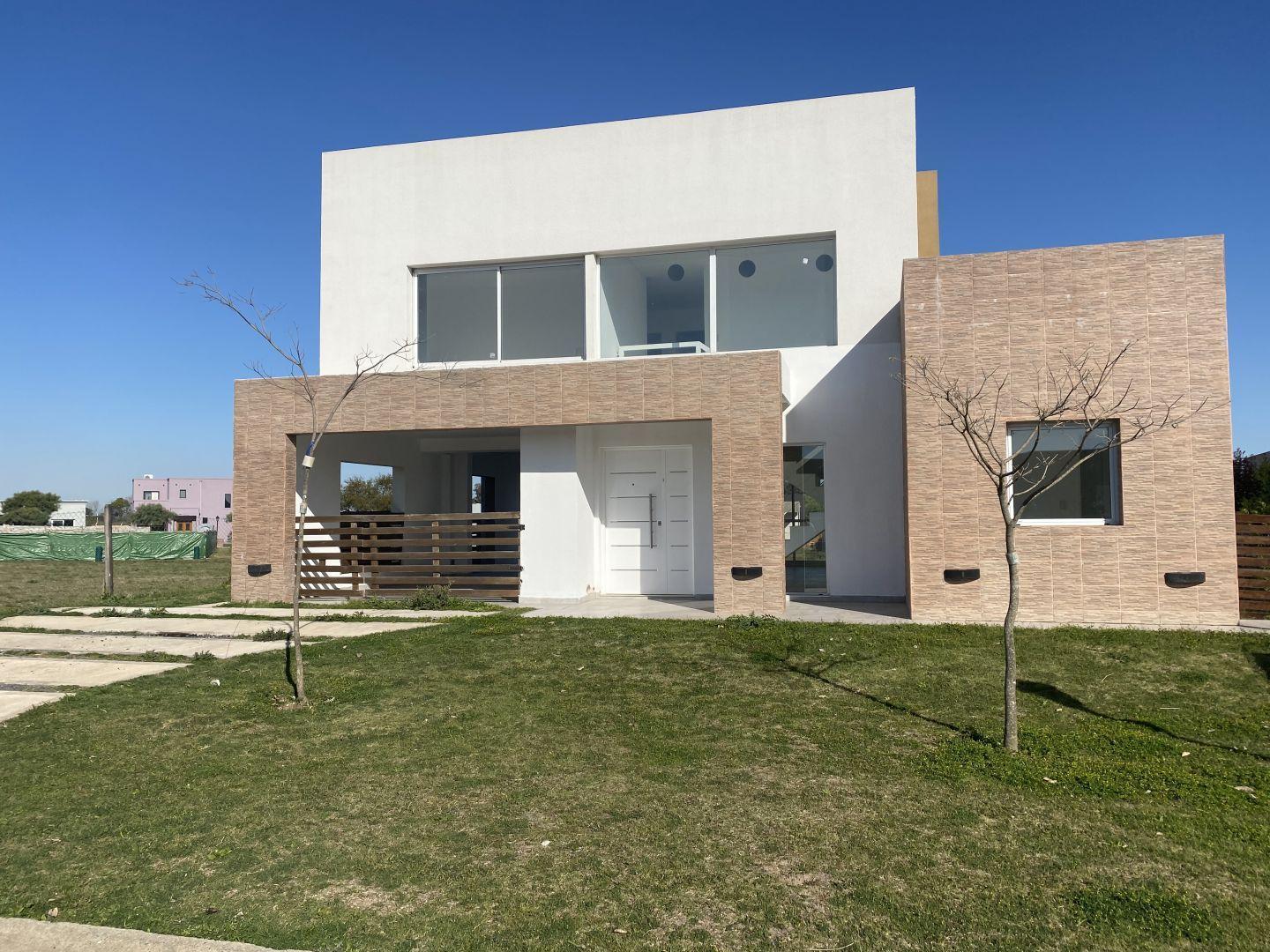 Foto de CASA EN VENTA EN SAN RAMIRO -PILAR DEL ESTE - ANTONINI MODET, imagen 1