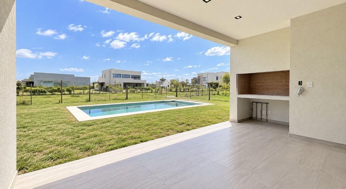 Foto de CASA EN VENTA EN SANTA LUCIA - PILAR DEL ESTE, imagen 1