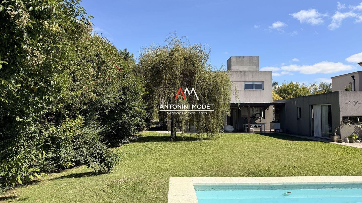 Foto de CASA EN VENTA EN ST. MATTHEWS VILLAGE - PILAR, imagen 1