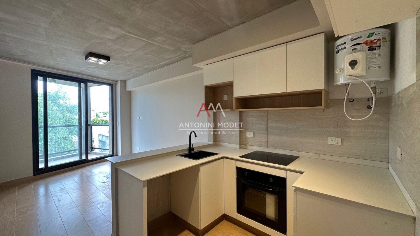 Foto de DEPARTAMENTO EN ALQUILER EN FLORES, imagen 1