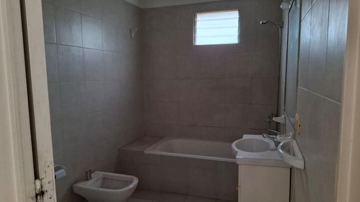 Foto de Venta departamento monoambiente con amplio balcón al frente, imagen 1
