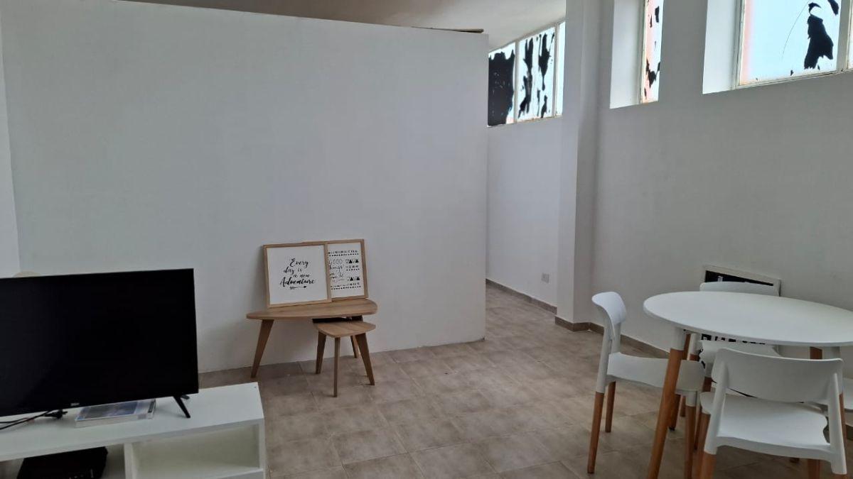 Foto de Venta departamento monoambiente con amplio balcón al frente, imagen 5