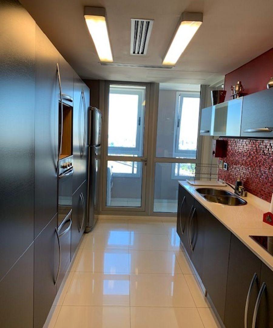 Foto de VENTA ESPECTACULAR SEMIPISO EN TORRES MULIERIS PISO MUY ALTO - PUERTO, imagen 5