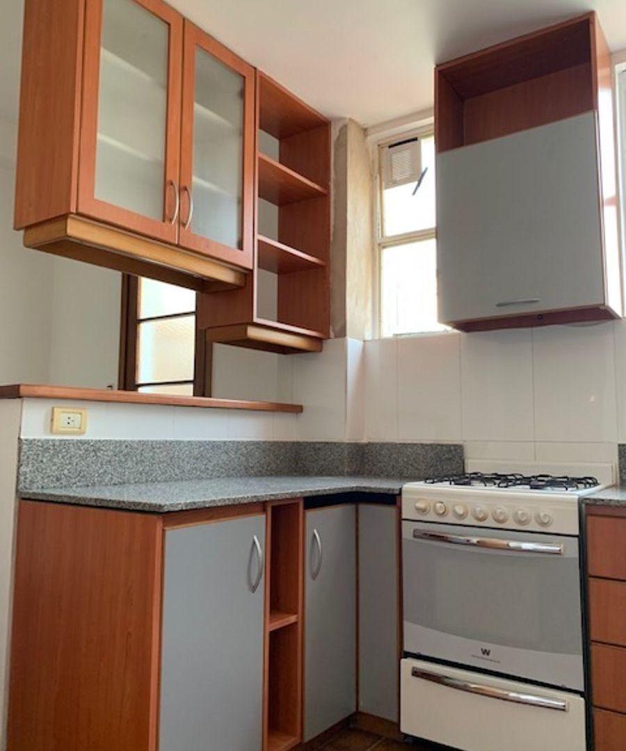 Foto de GRAN OPORTUNIDAD VENTA Excelente 4 ambientes muy luminoso. Apto, imagen 5