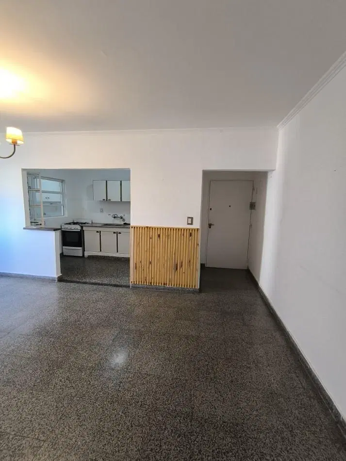 DEPTO 3 AMBIENTES CFTE CON ESPACIO DE COCHERA 3