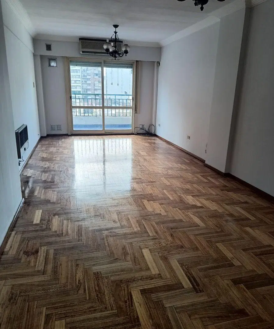 DEPARTAMENTO CALIDAD PAGANO. CENTRICO CON COCHERA. 4/ 4 DORMITORIOS 1