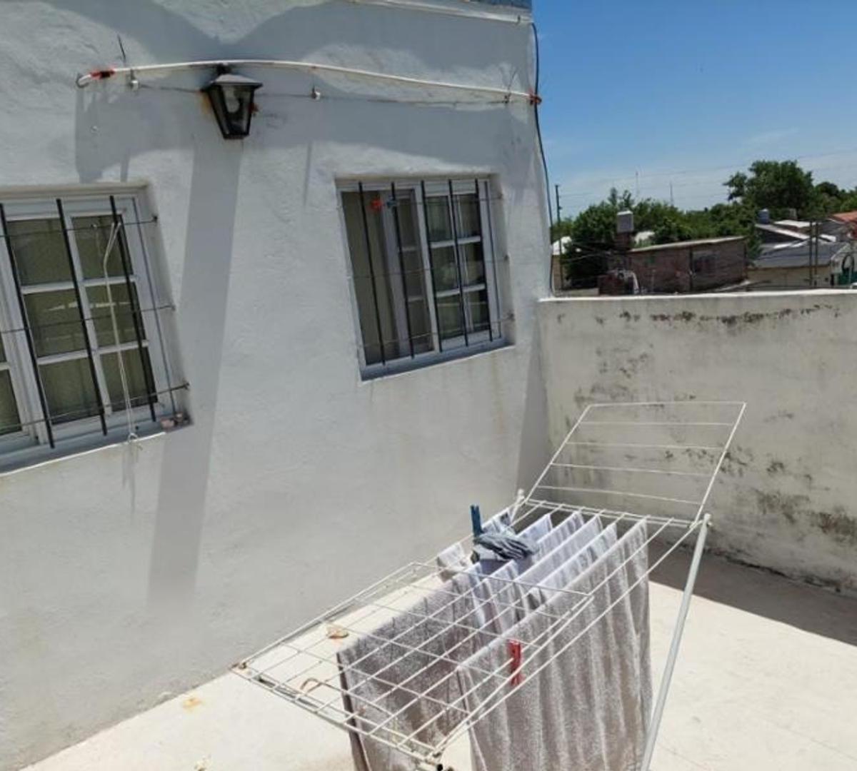 Casa de Tres Ambientes a La Venta en Jose C Paz 4