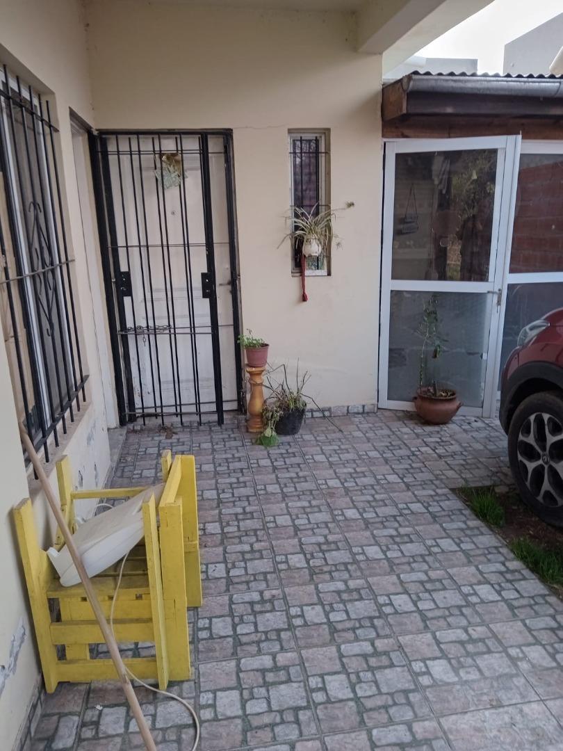 Casa de Tres Ambientes a La Venta en Jose C Paz 5