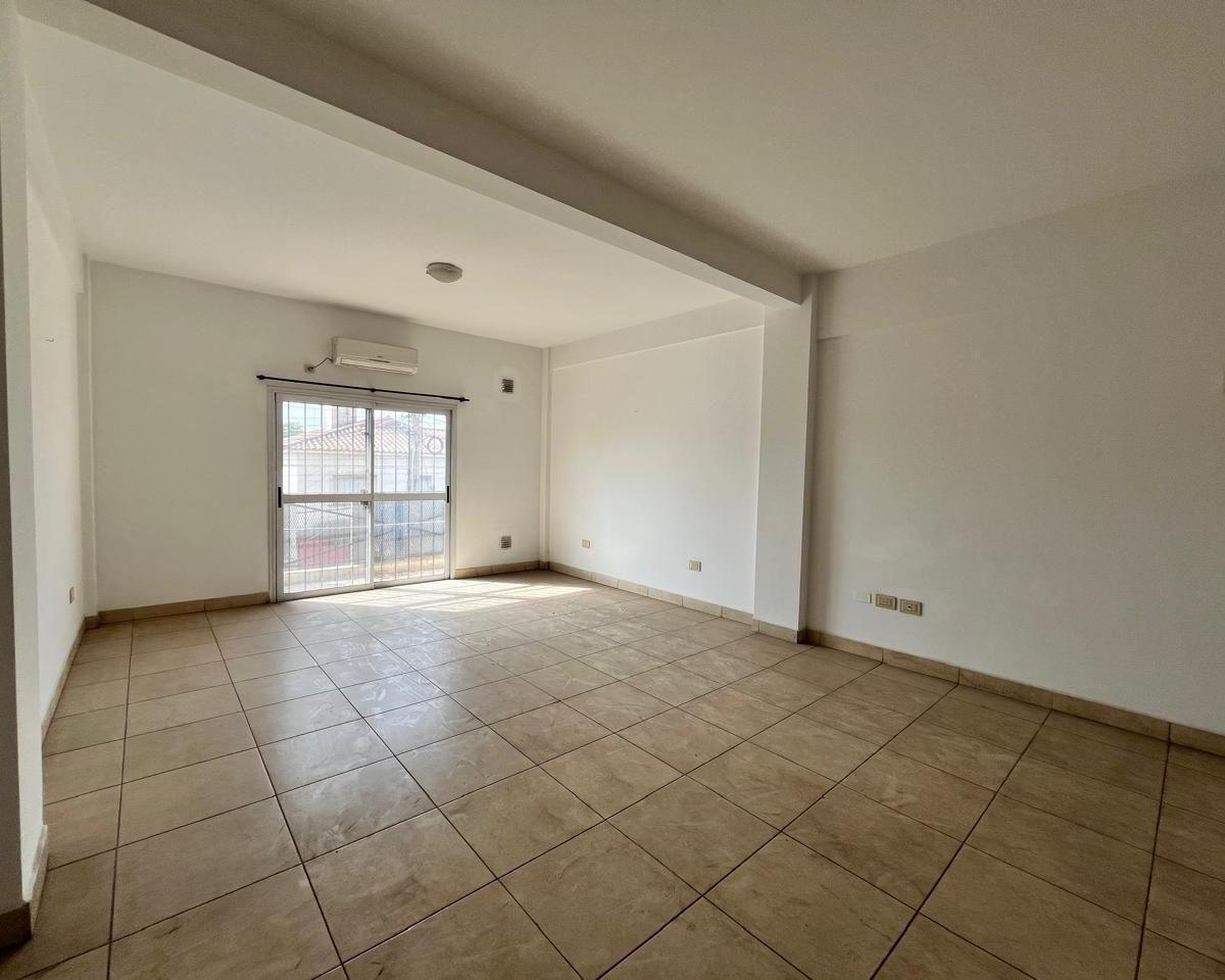 Departamento 2 Ambientes. | Av Altube Al 2200 4