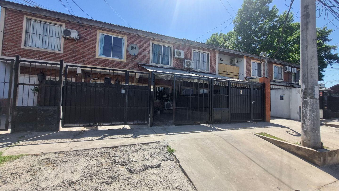 Casa 3 ambientes. | Maestro Angel Delia al 2900