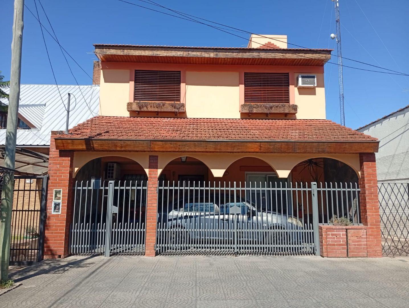 Casa 4 ambientes. | Munzon al 1200