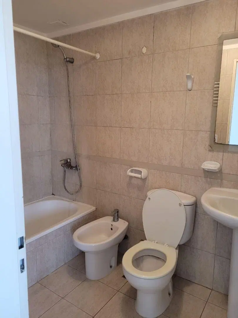 Departamento monoambiente. | Av. Leon Gallardo al 500 3