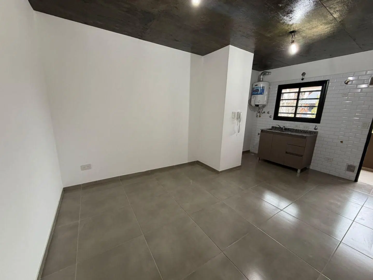 Departamento 2 ambientes. | Juan Maria Gutierrez al 900 2