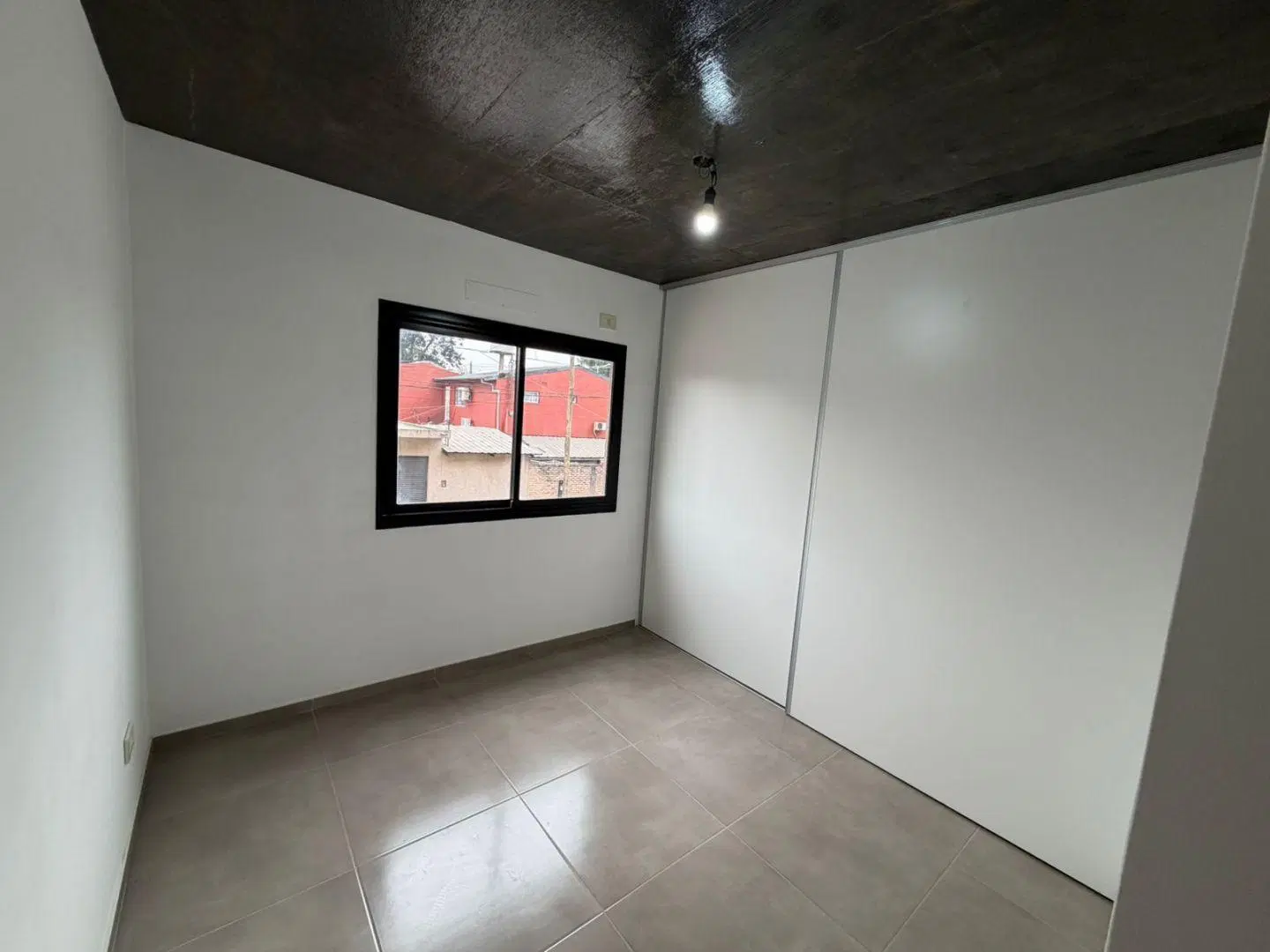 Departamento 2 ambientes. | Juan Maria Gutierrez al 900 3