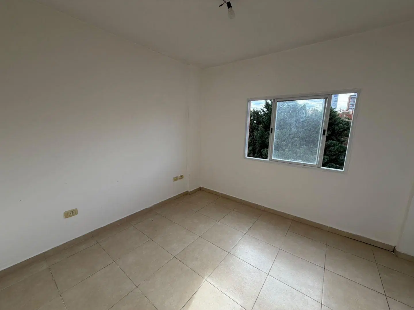Departamento 2 ambientes. | Domingo Faustino Sarmiento al 1900 2