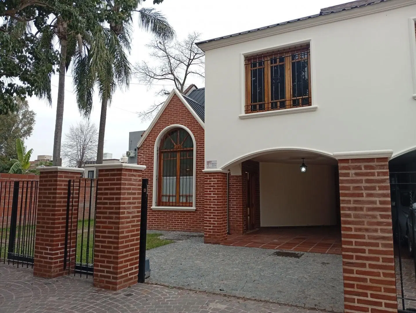 Casa 4 ambientes. | Aconquija al 500 4
