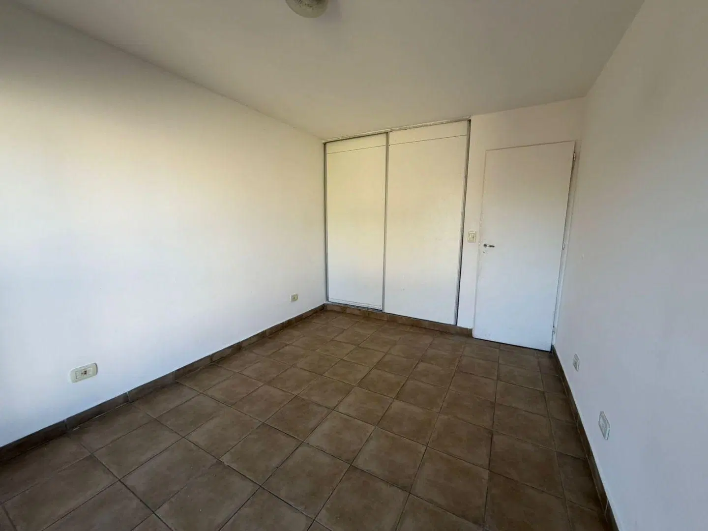 Departamento 2 ambientes. | Paunero al 3900 4