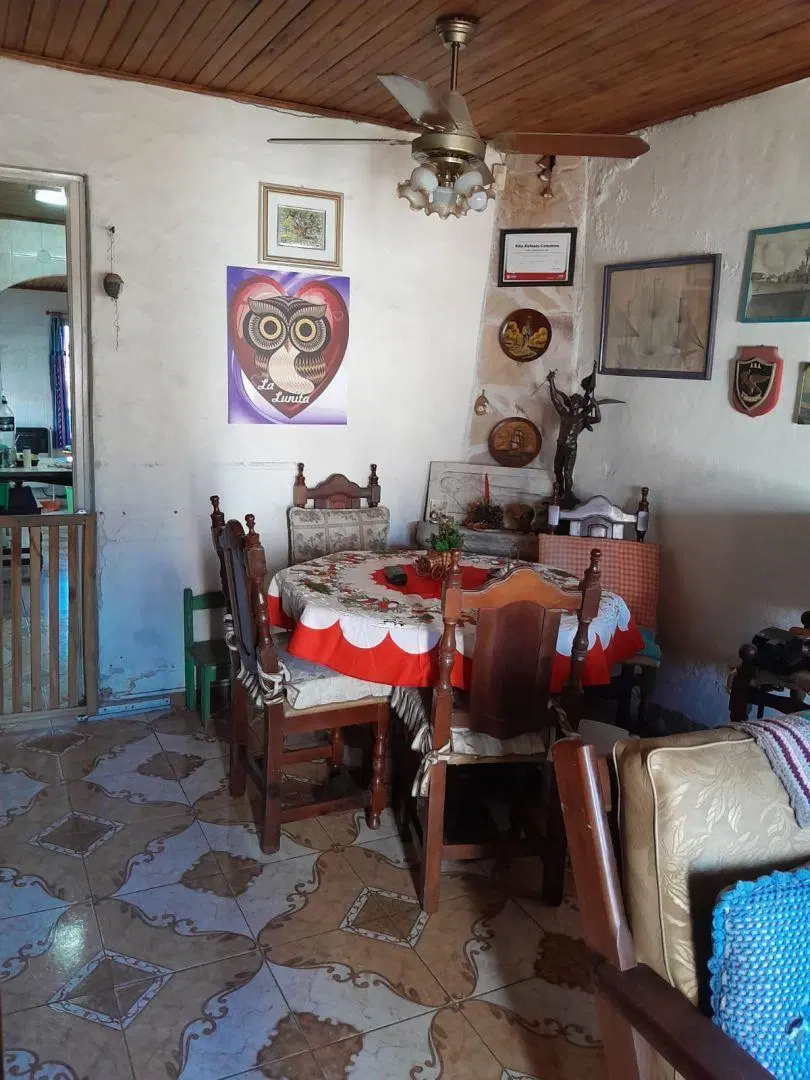 Casa 2 ambientes. | Av. Hipolito Yrigoyen al 3100 3
